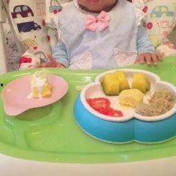 吃瓜博主吃小蛋糕视频,吃瓜博主挑战小蛋糕，甜蜜滋味尽收眼底