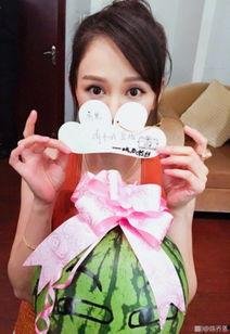 小乔恩吃瓜视频,揭秘娱乐圈幕后故事