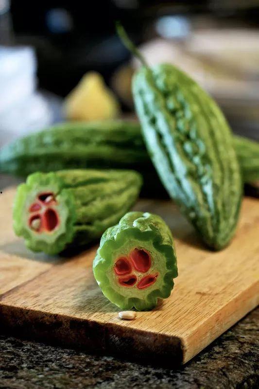 定州吃瓜啥意思,揭秘网络热词背后的文化现象