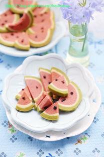 饼干吃瓜网名可爱,甜蜜瓜果间的欢乐时光